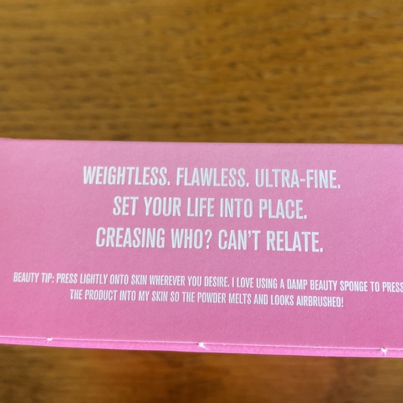 JEFFREE STAR Cosmetics Magic Star Luminous Setting Powder Caramel New - Picture 2 of 5